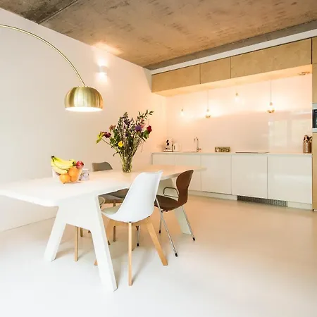 Апартаменты Industrial And Bright Near The Ij